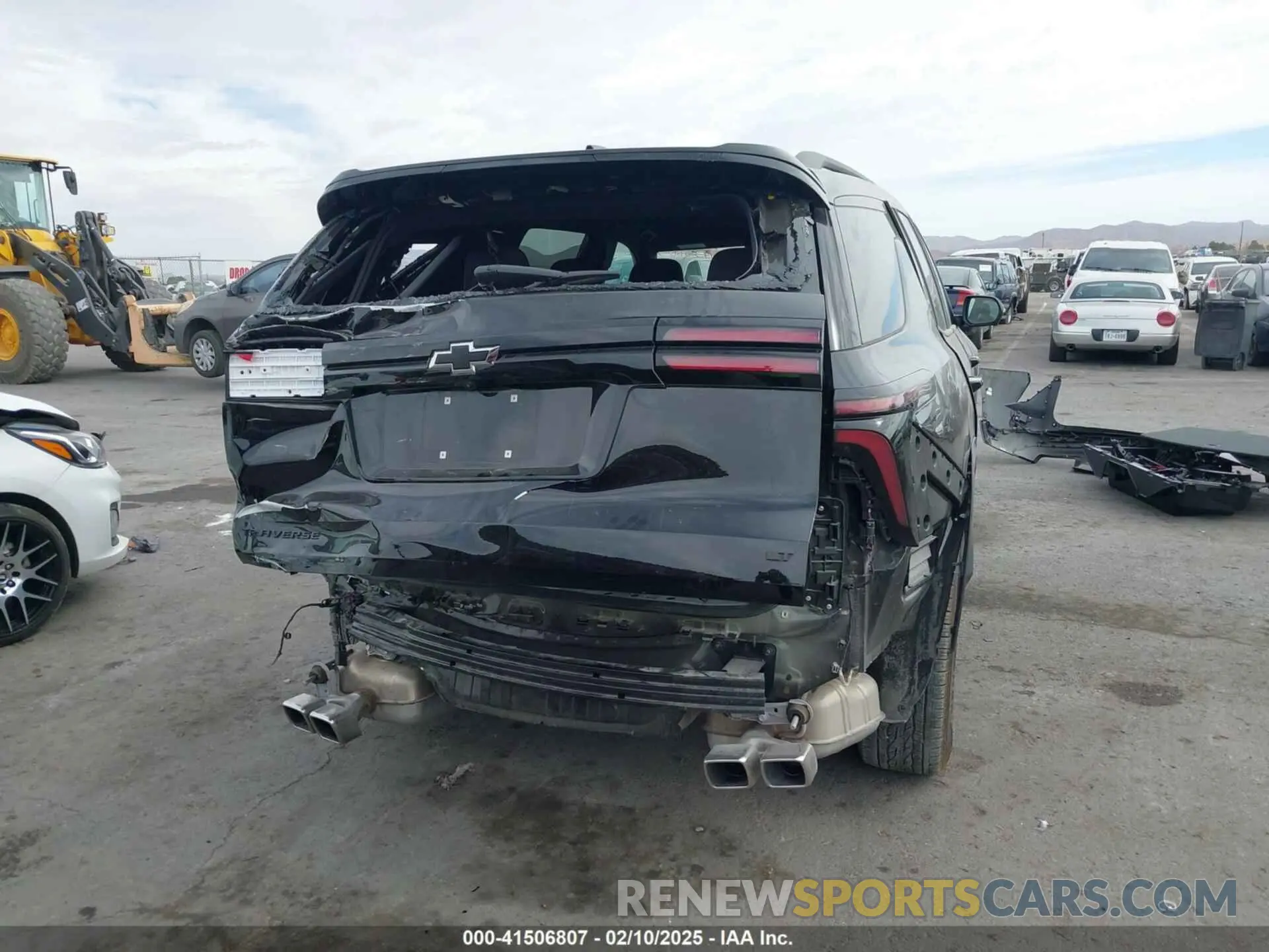 17 fotografías del automóvil dañado 1GNERGKS8RJ165621 CHEVROLET TRAVERSE 2024