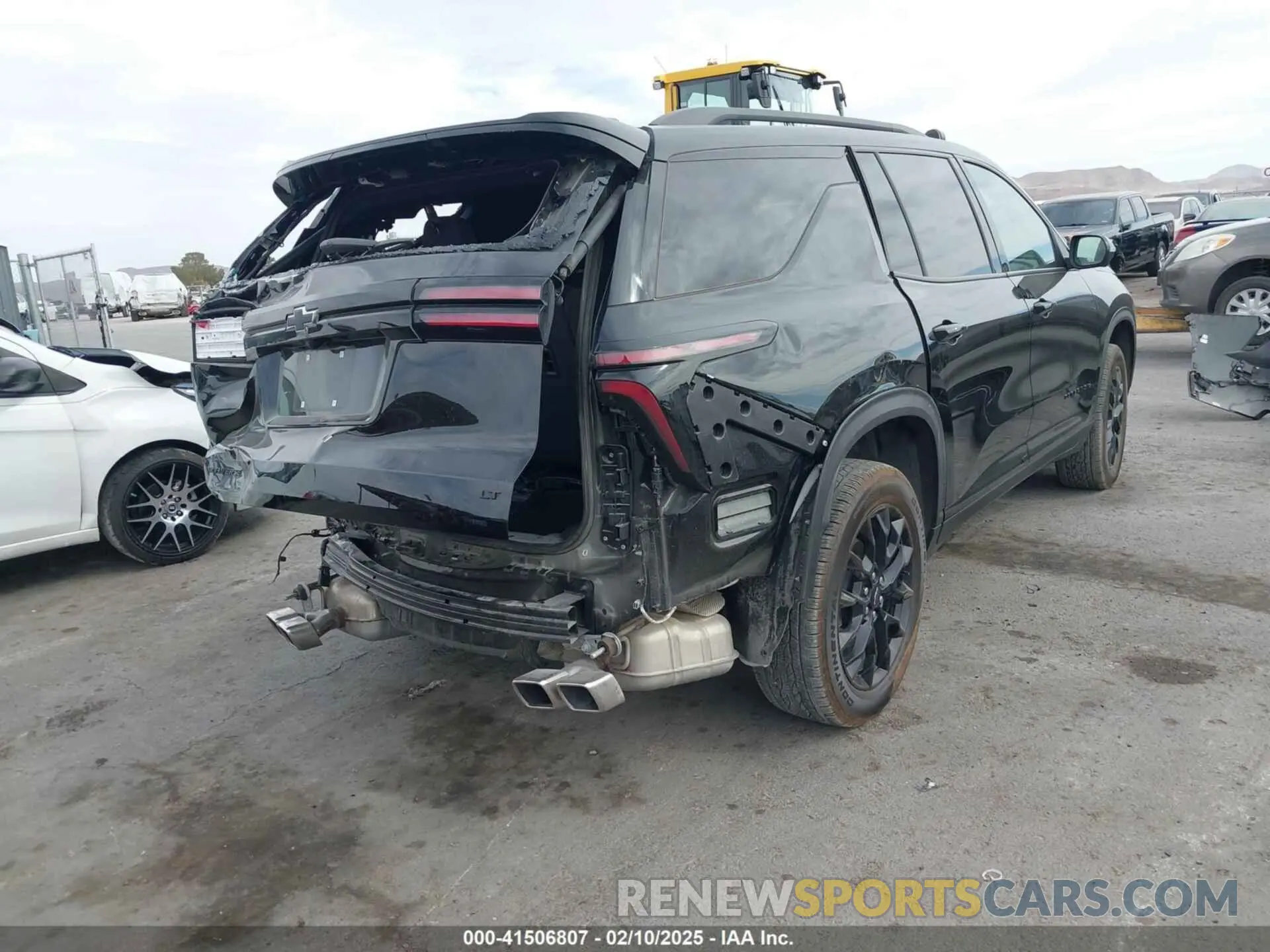 4 fotografías del automóvil dañado 1GNERGKS8RJ165621 CHEVROLET TRAVERSE 2024