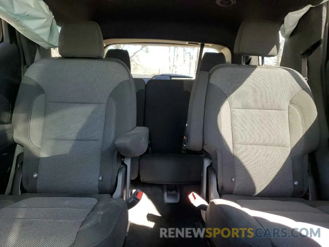 10 fotografías del automóvil dañado 1GNESVKW4RJ130084 CHEVROLET TRAVERSE 2024