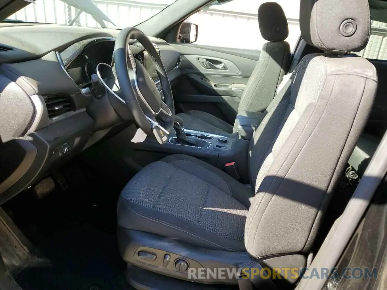 7 fotografías del automóvil dañado 1GNESVKW4RJ130084 CHEVROLET TRAVERSE 2024