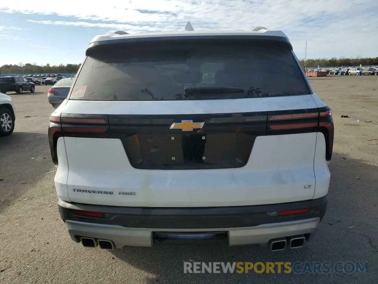 6 fotografías del automóvil dañado 1GNEVGKS7RJ188223 CHEVROLET TRAVERSE 2024