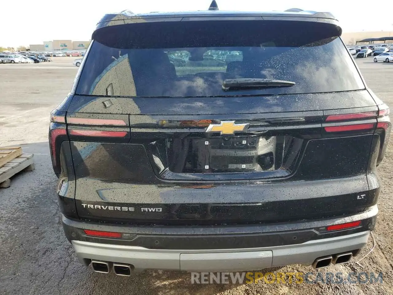 6 fotografías del automóvil dañado 1GNEVGKS8RJ167137 CHEVROLET TRAVERSE 2024