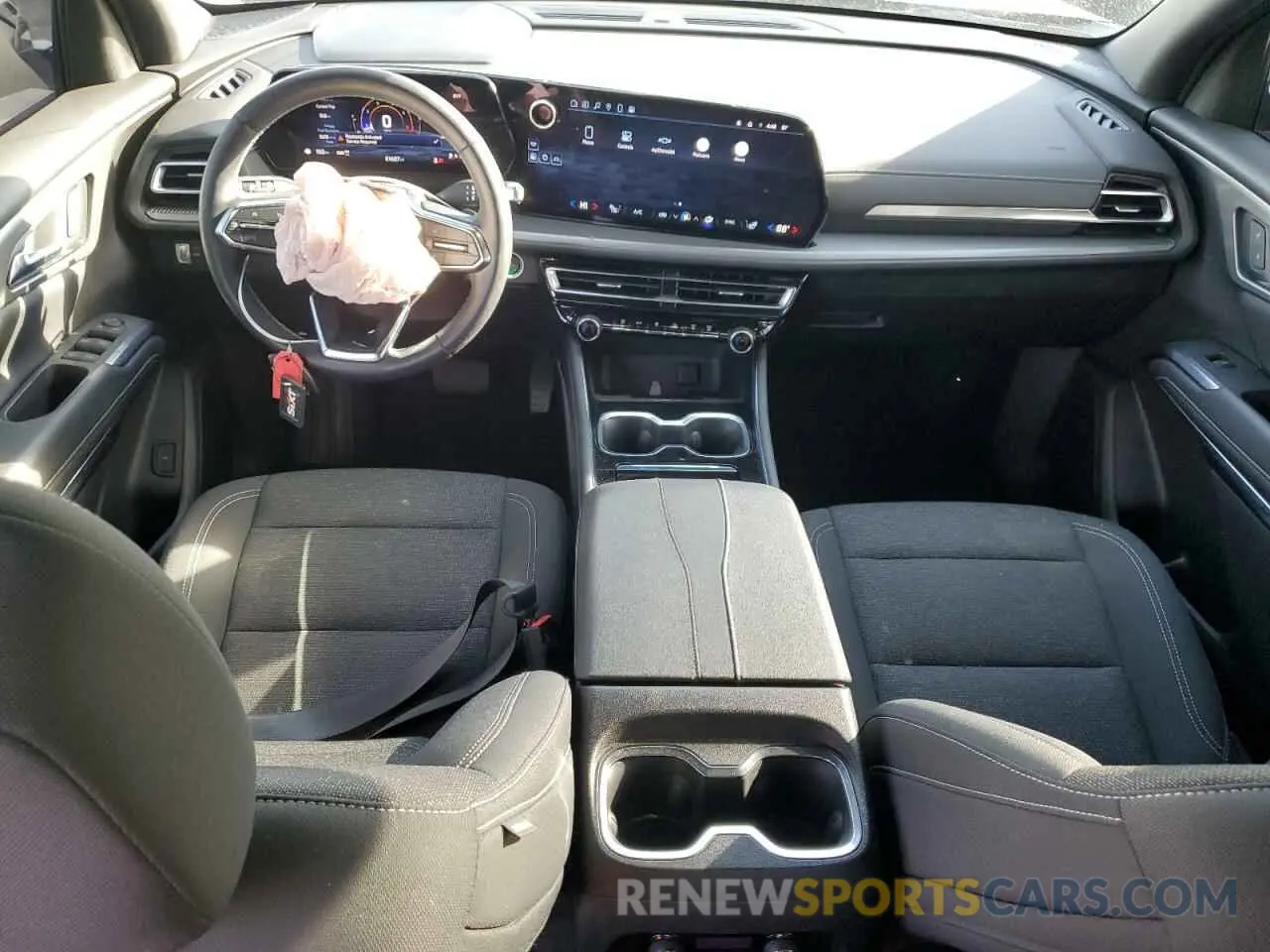 8 fotografías del automóvil dañado 1GNEVGKS8RJ167137 CHEVROLET TRAVERSE 2024