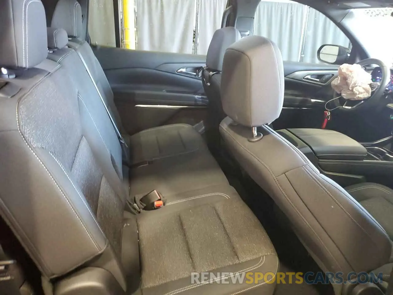 11 fotografías del automóvil dañado 1GNEVGKSXRJ228505 CHEVROLET TRAVERSE 2024