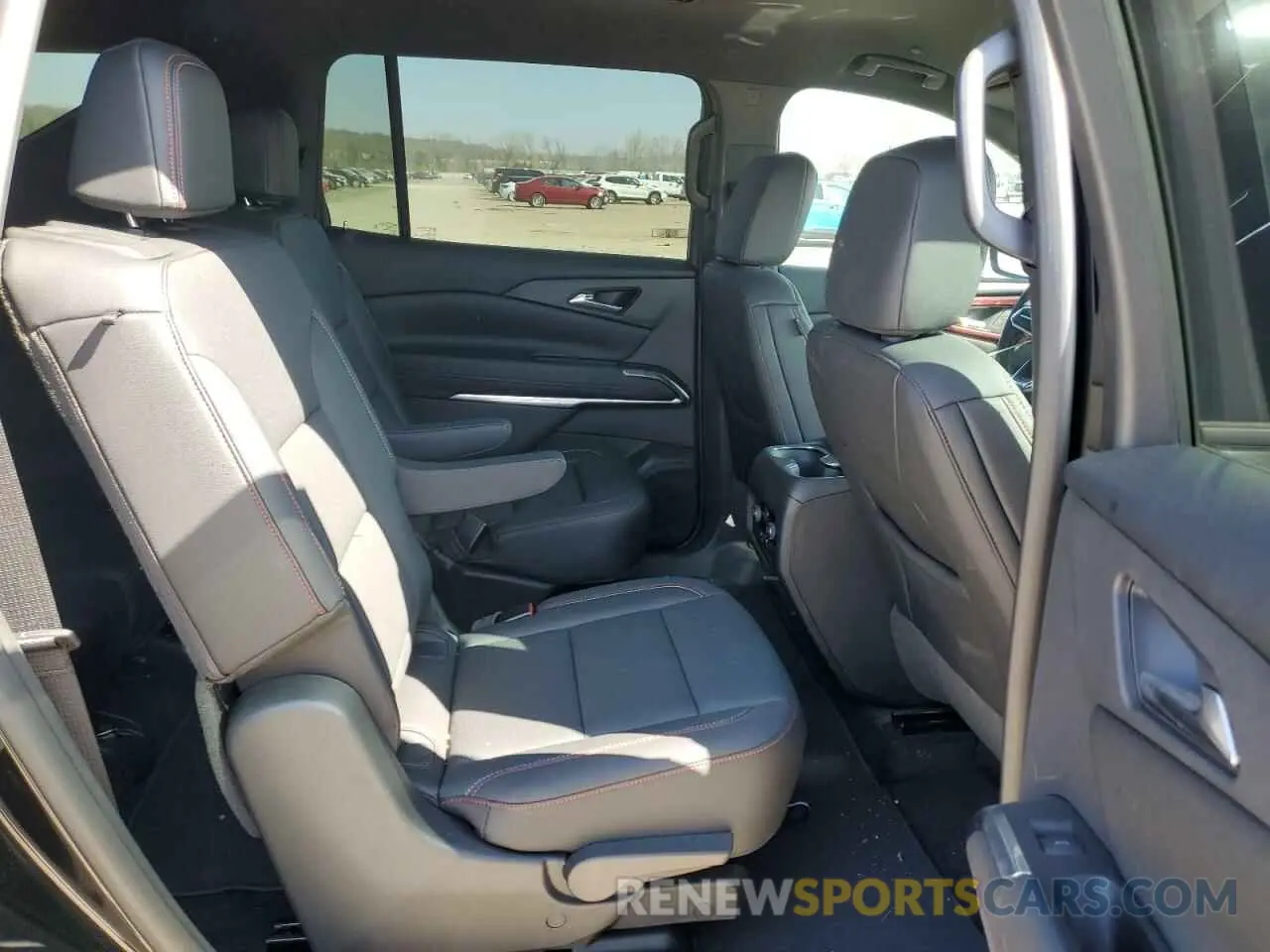 11 fotografías del automóvil dañado 1GNEVJKS5RJ146498 CHEVROLET TRAVERSE 2024