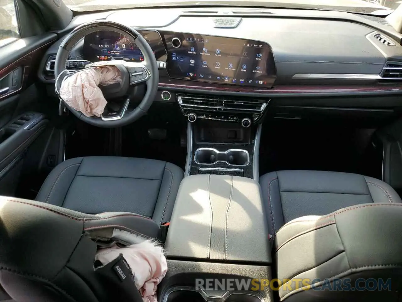 8 fotografías del automóvil dañado 1GNEVJKS8RJ187871 CHEVROLET TRAVERSE 2024