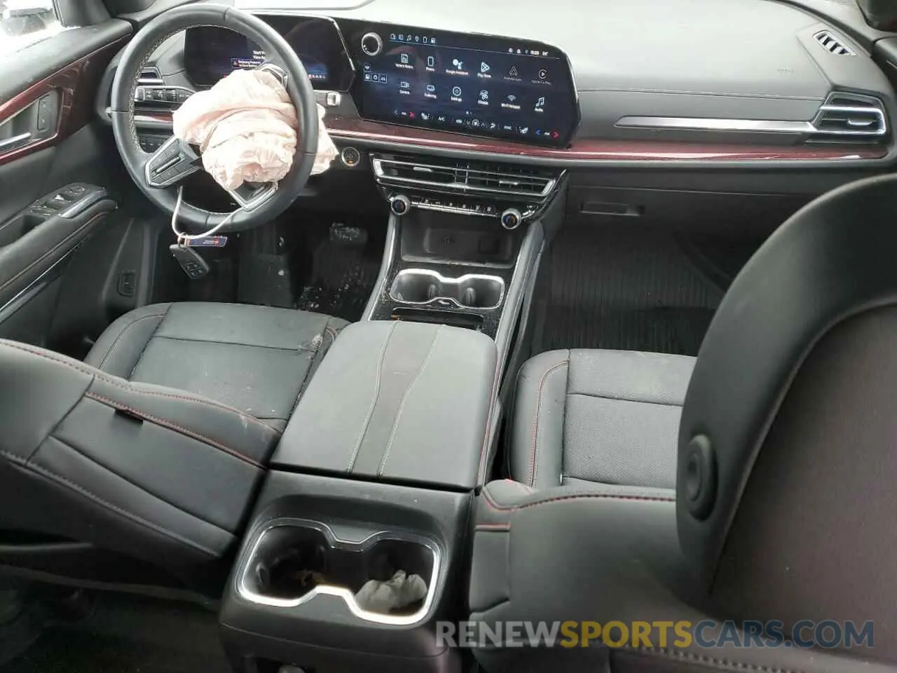 8 fotografías del automóvil dañado 1GNEVJKSXRJ198242 CHEVROLET TRAVERSE 2024