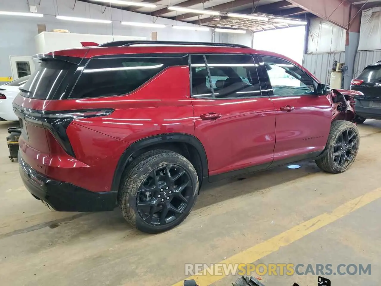 3 fotografías del automóvil dañado 1GNEVLKS7RJ193284 CHEVROLET TRAVERSE 2024