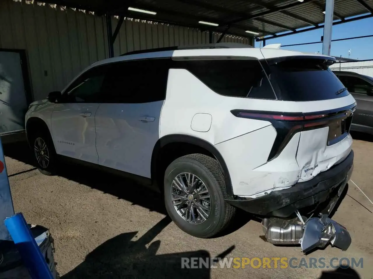 2 fotografías del automóvil dañado 1GNERGRS0SJ148324 CHEVROLET TRAVERSE 2025