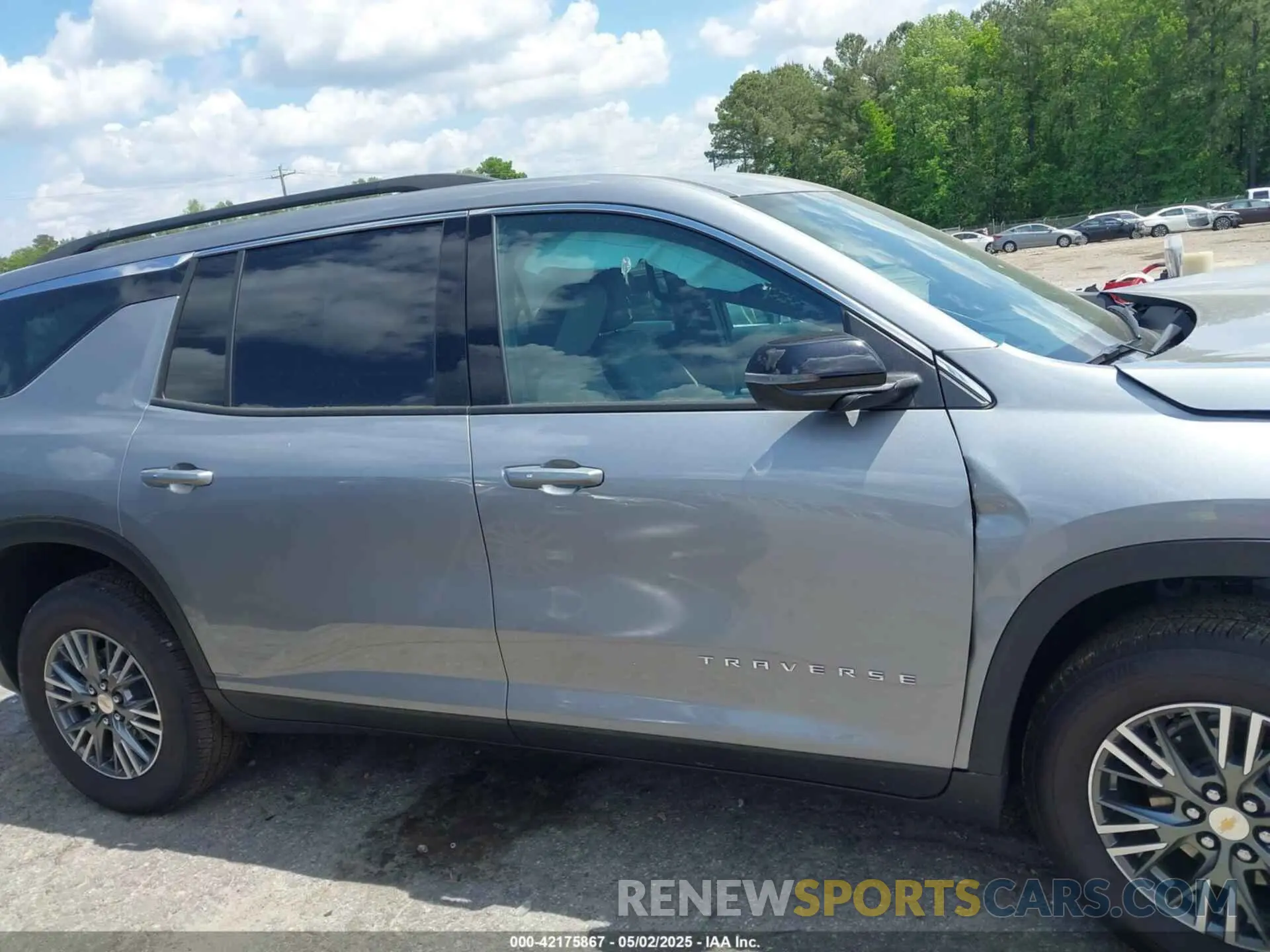14 fotografías del automóvil dañado 1GNERGRS0SJ148355 CHEVROLET TRAVERSE 2025