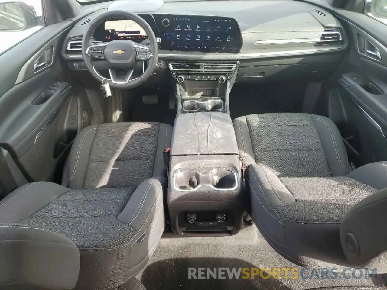 8 fotografías del automóvil dañado 1GNERGRSXSJ128453 CHEVROLET TRAVERSE 2025
