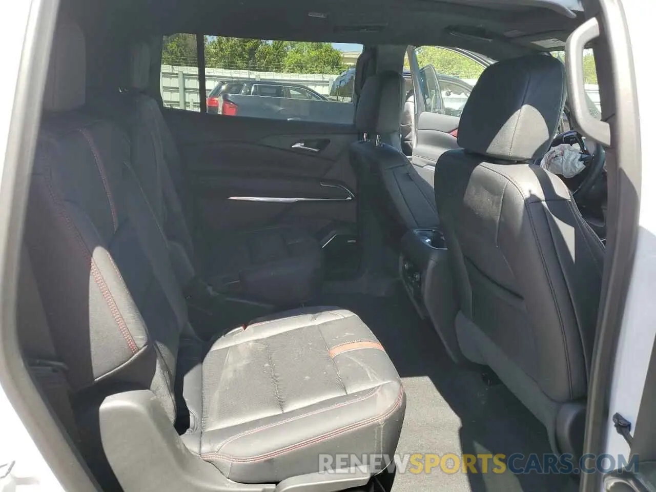 11 fotografías del automóvil dañado 1GNERLRS3SJ140565 CHEVROLET TRAVERSE 2025