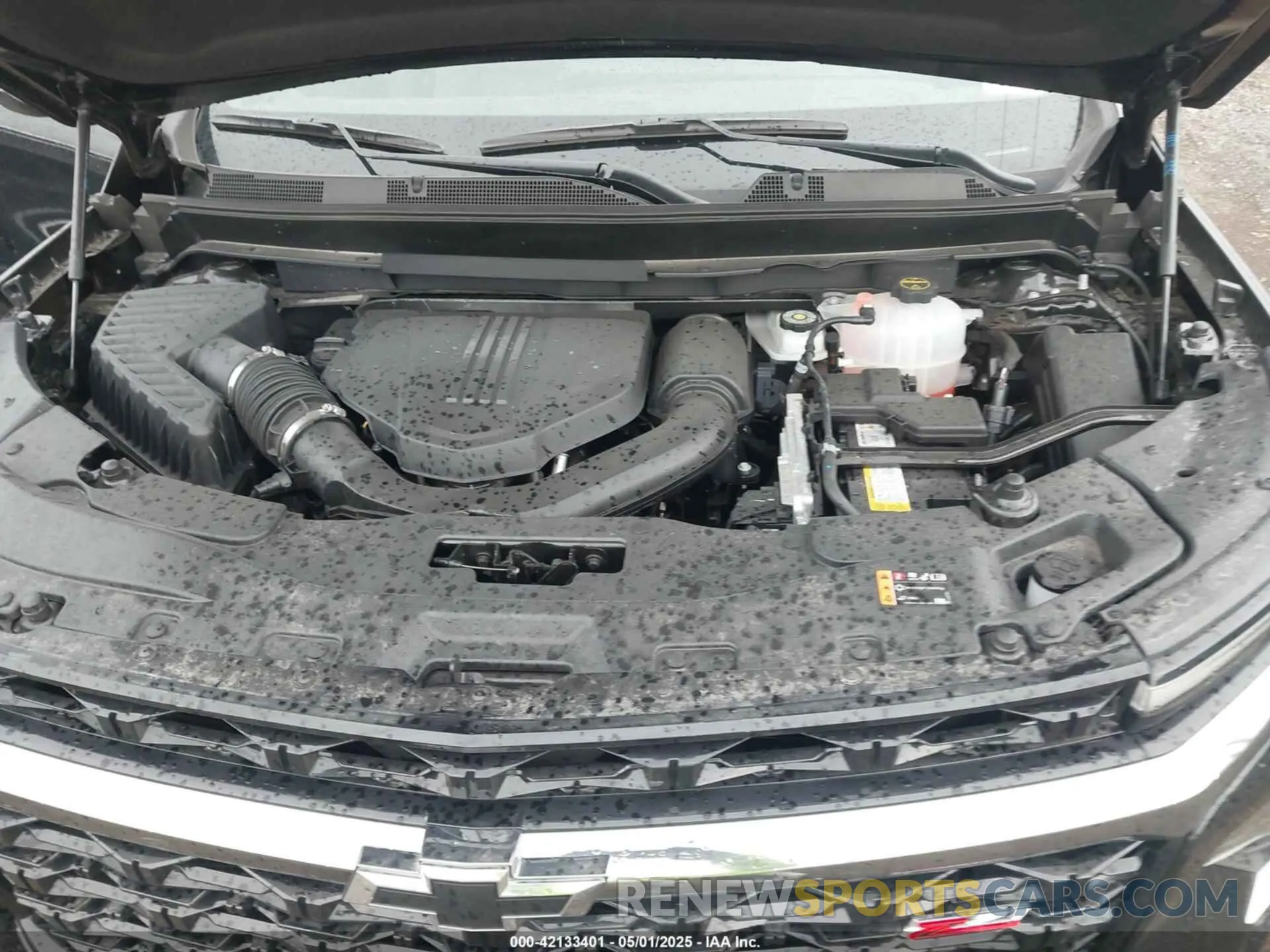 10 fotografías del automóvil dañado 1GNEVJRS1SJ144971 CHEVROLET TRAVERSE 2025