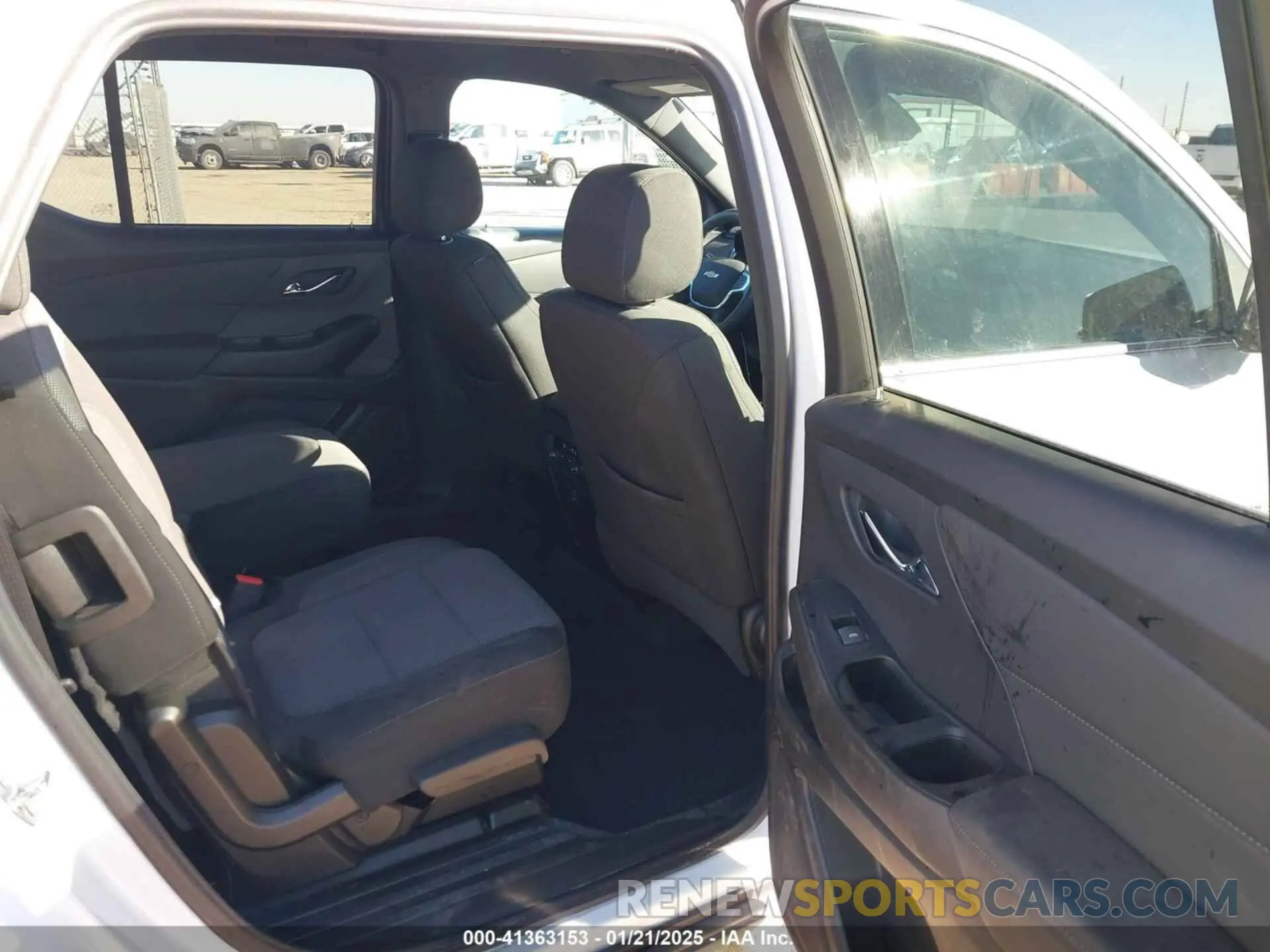8 fotografías del automóvil dañado 1GNESVKW5RJ129641 CHEVROLET TRAVERSE LIMITED 2024