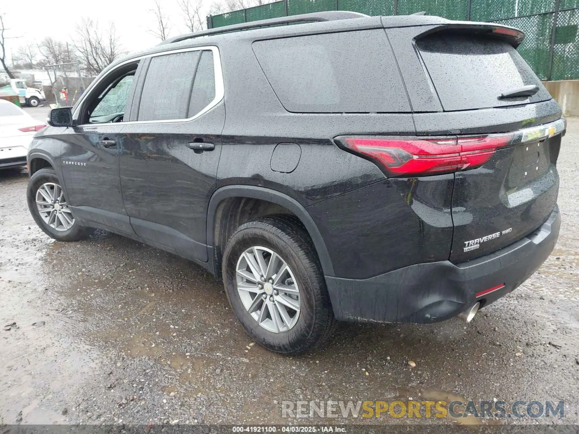 3 fotografías del automóvil dañado 1GNETVKW5RJ137400 CHEVROLET TRAVERSE LIMITED 2024