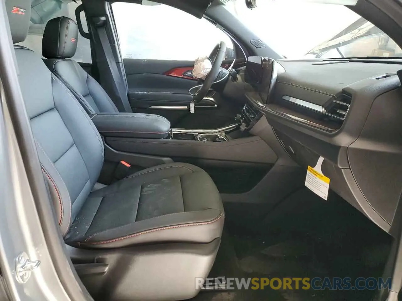 7 fotografías del automóvil dañado 1GNEVJRS4SJ195221 CHEVROLET TRAVERSE Z 2025