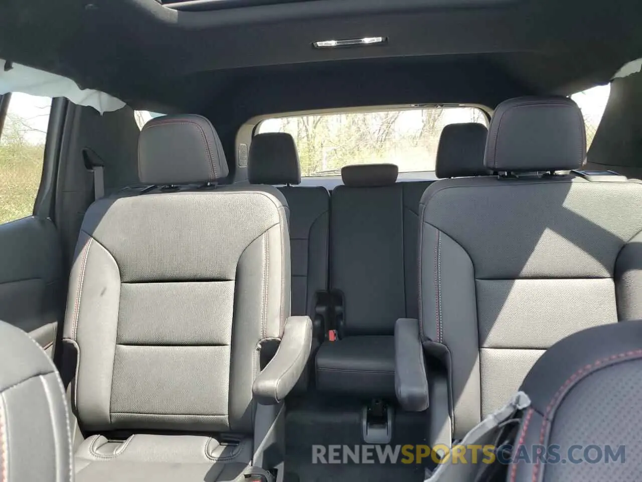 10 fotografías del automóvil dañado 1GNEVJRS6SJ155478 CHEVROLET TRAVERSE Z 2025