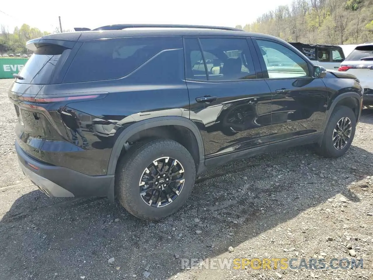 3 fotografías del automóvil dañado 1GNEVJRS6SJ155478 CHEVROLET TRAVERSE Z 2025