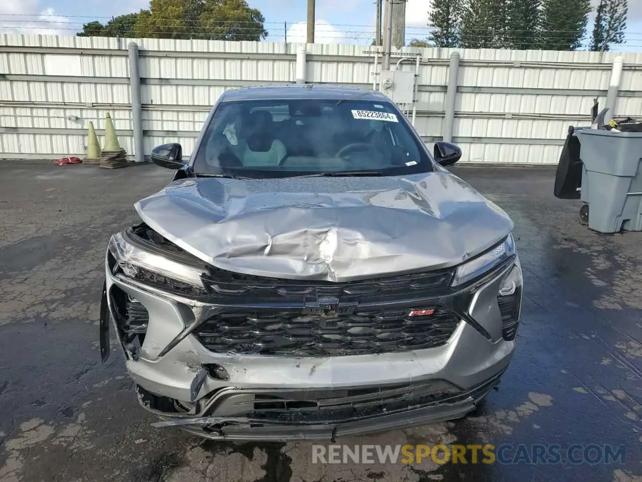 5 fotografías del automóvil dañado KL77LGE24RC028255 CHEVROLET TRAX 1RS 2024