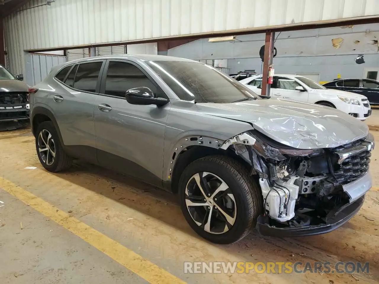 4 fotografías del automóvil dañado KL77LGE24RC192671 CHEVROLET TRAX 1RS 2024