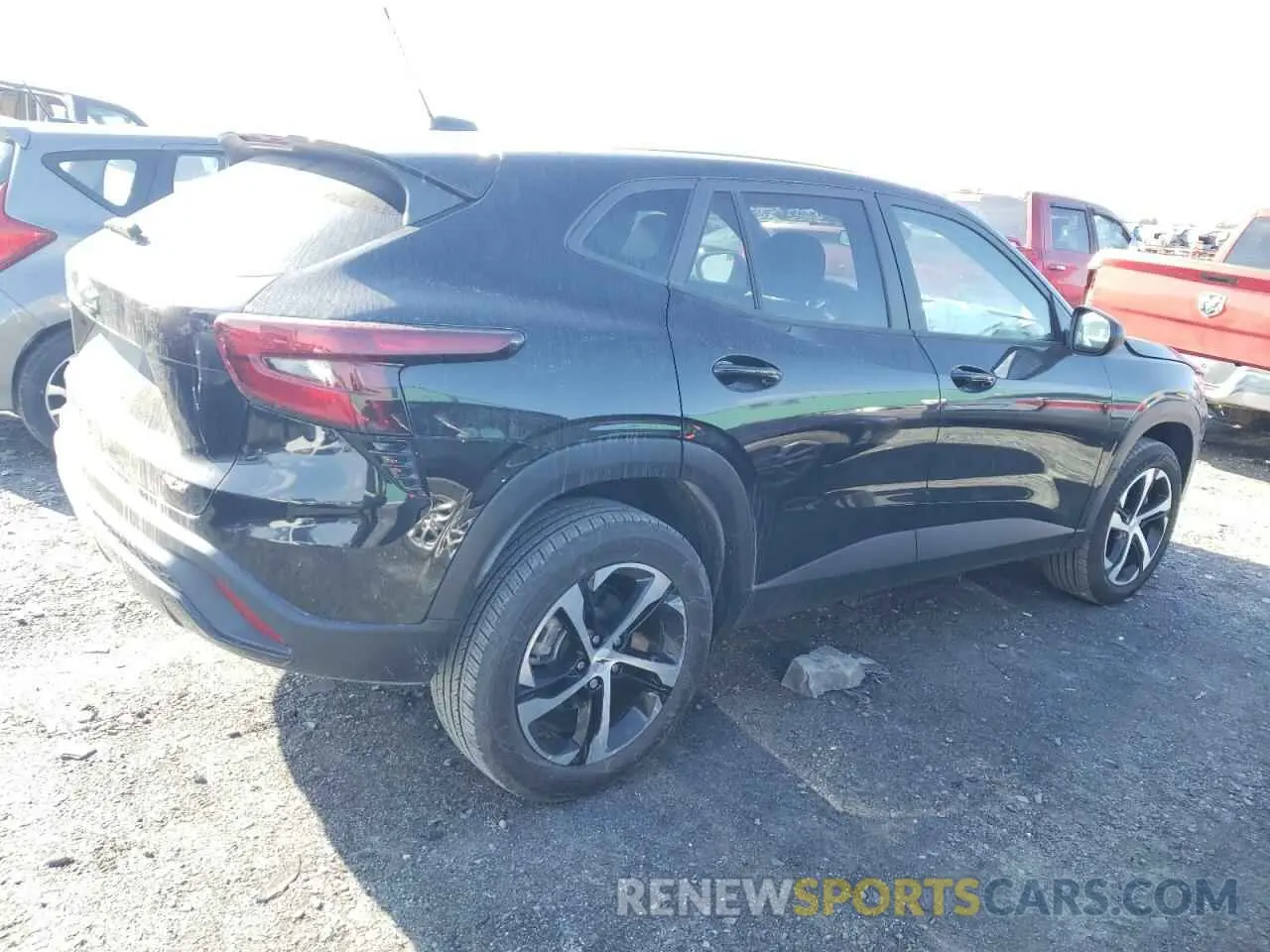 3 fotografías del automóvil dañado KL77LGE29RC141635 CHEVROLET TRAX 1RS 2024