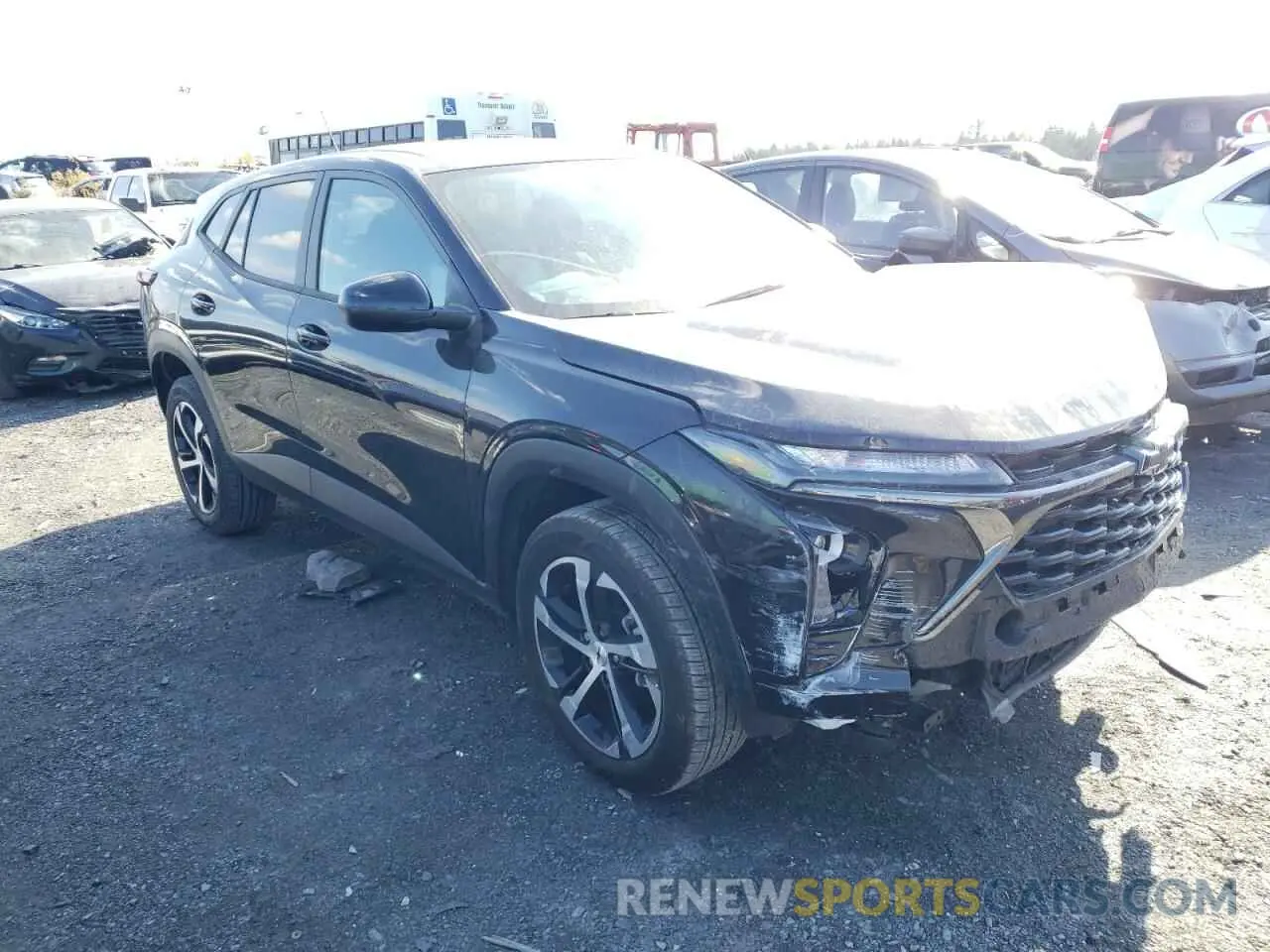 4 fotografías del automóvil dañado KL77LGE29RC141635 CHEVROLET TRAX 1RS 2024