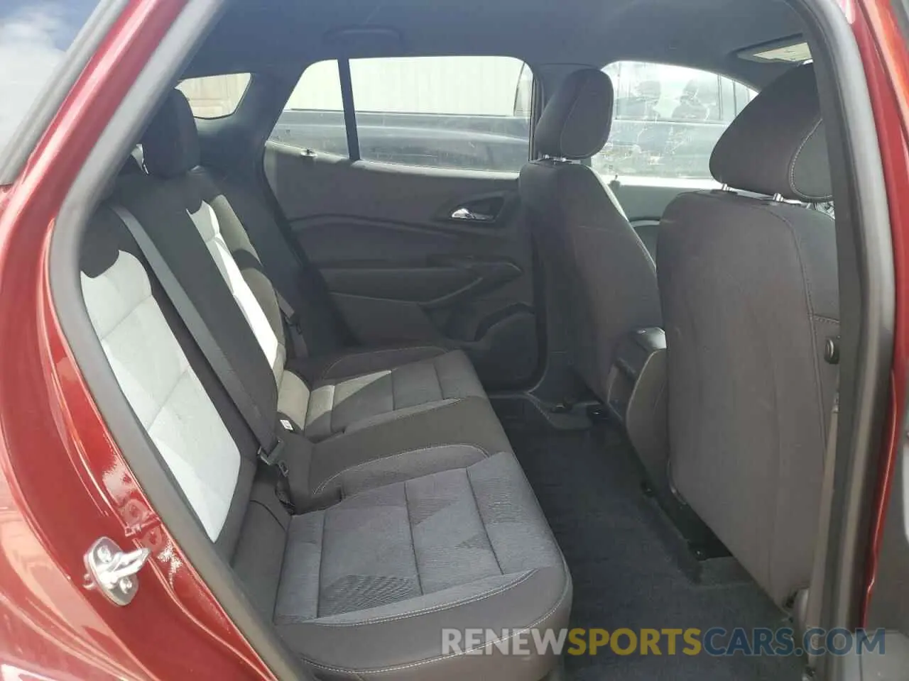 11 fotografías del automóvil dañado KL77LGE29RC174604 CHEVROLET TRAX 1RS 2024