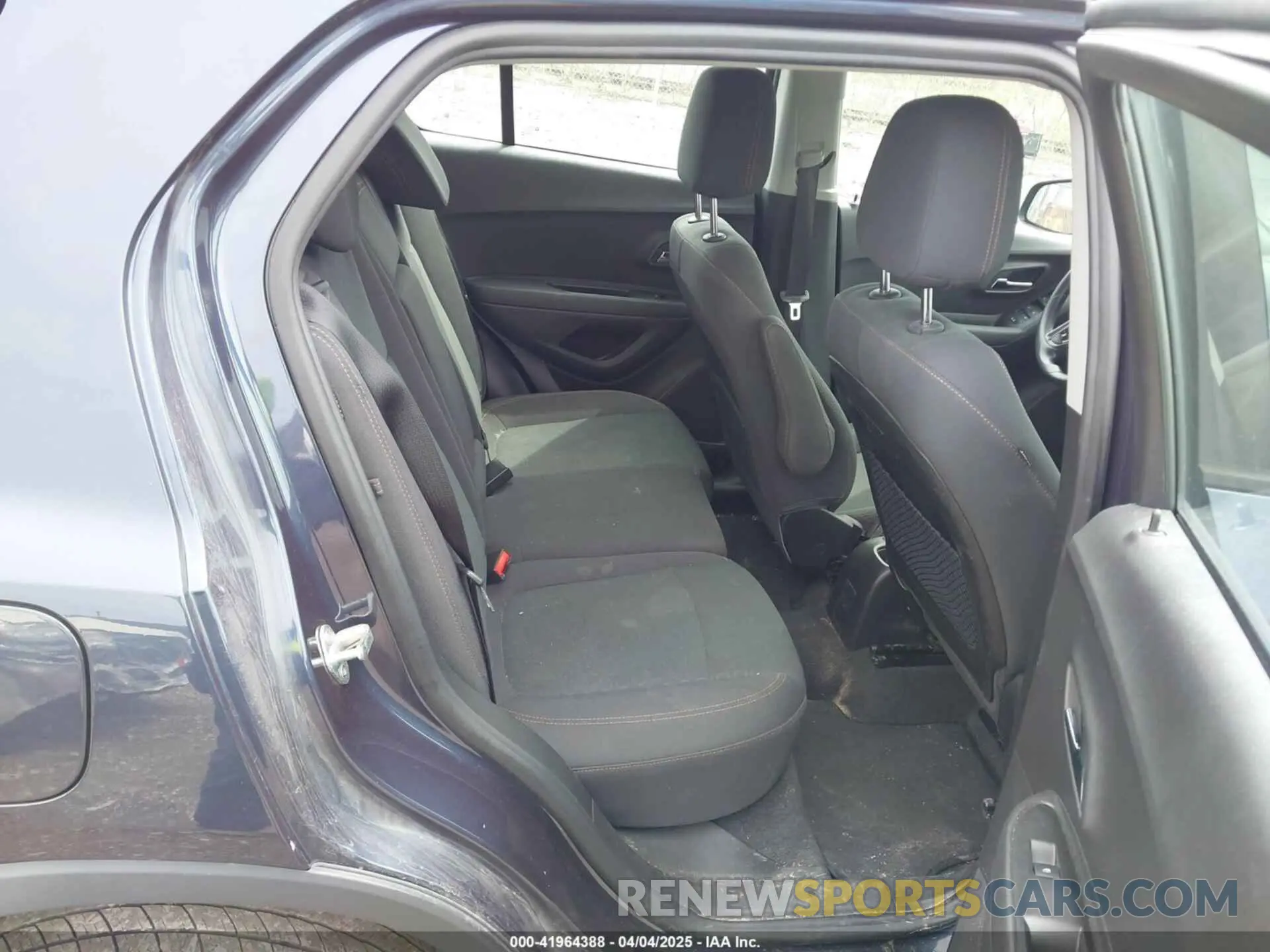 8 fotografías del automóvil dañado 3GNCJKSB0KL217484 CHEVROLET TRAX 2019