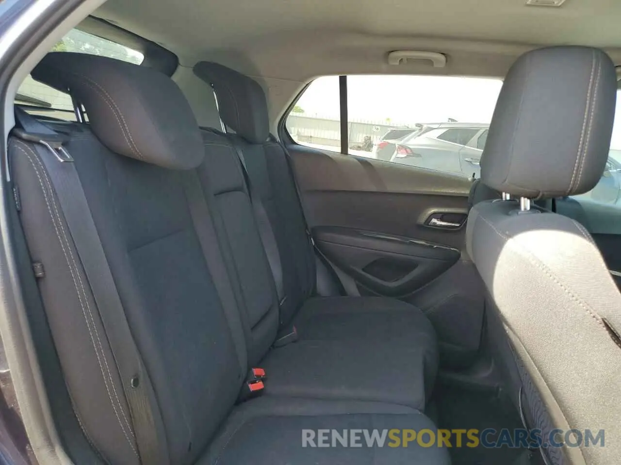 11 fotografías del automóvil dañado 3GNCJKSB1KL203724 CHEVROLET TRAX 2019