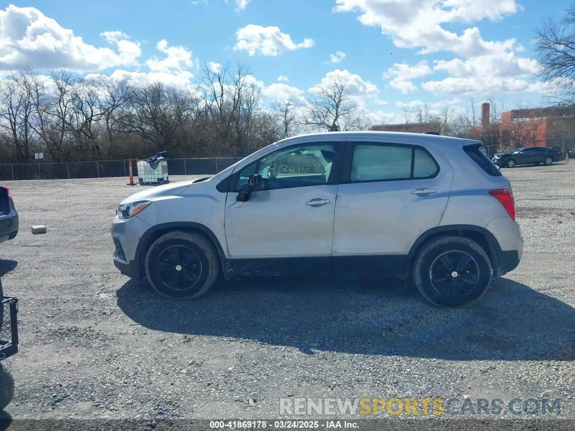 14 fotografías del automóvil dañado 3GNCJKSB2KL342339 CHEVROLET TRAX 2019