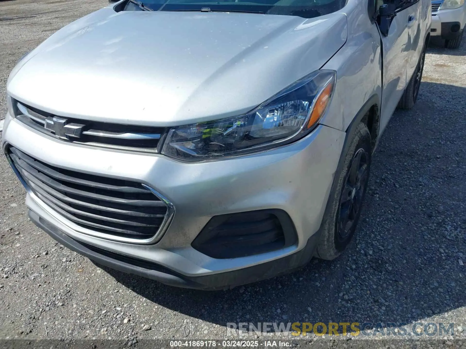 17 fotografías del automóvil dañado 3GNCJKSB2KL342339 CHEVROLET TRAX 2019