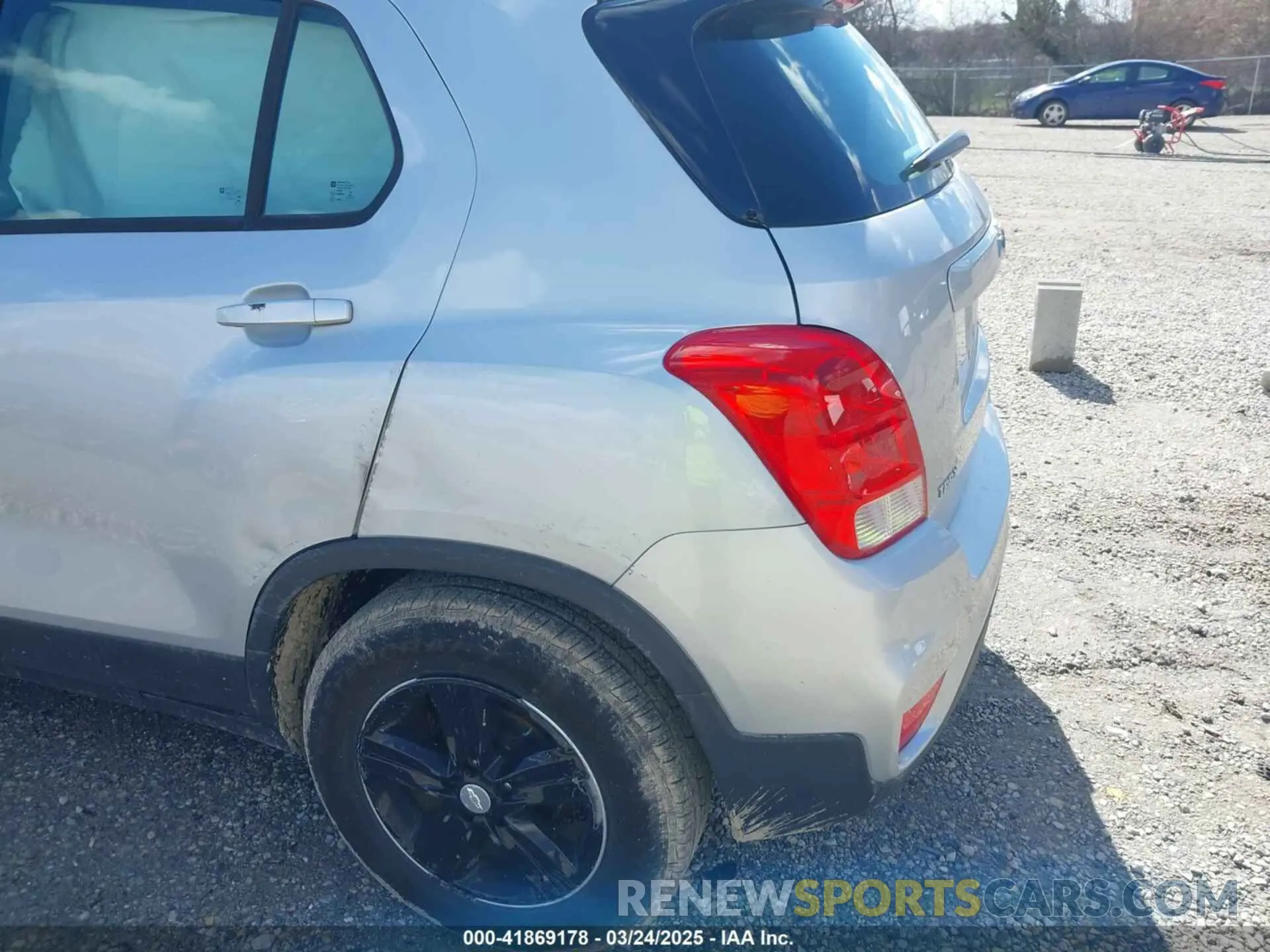 20 fotografías del automóvil dañado 3GNCJKSB2KL342339 CHEVROLET TRAX 2019