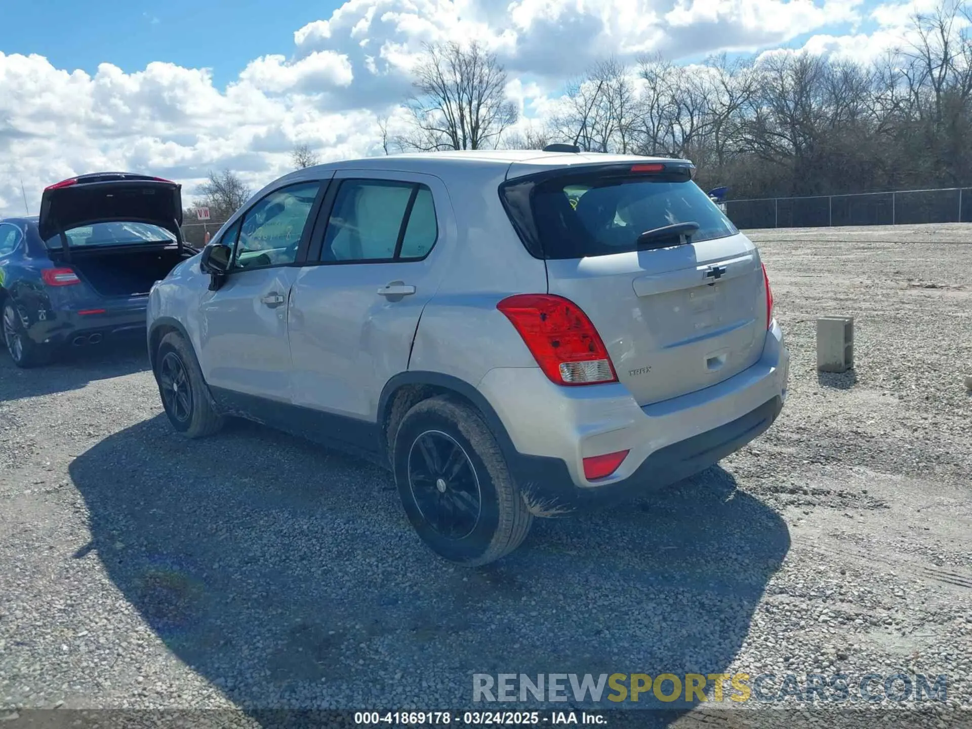 3 fotografías del automóvil dañado 3GNCJKSB2KL342339 CHEVROLET TRAX 2019