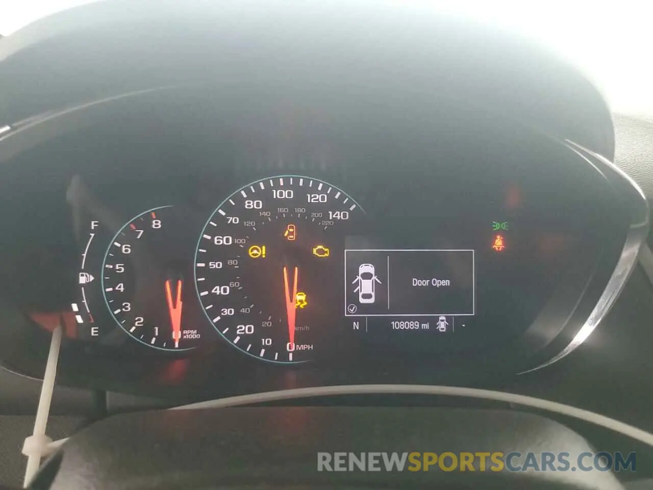 9 fotografías del automóvil dañado 3GNCJKSB3KL240810 CHEVROLET TRAX 2019