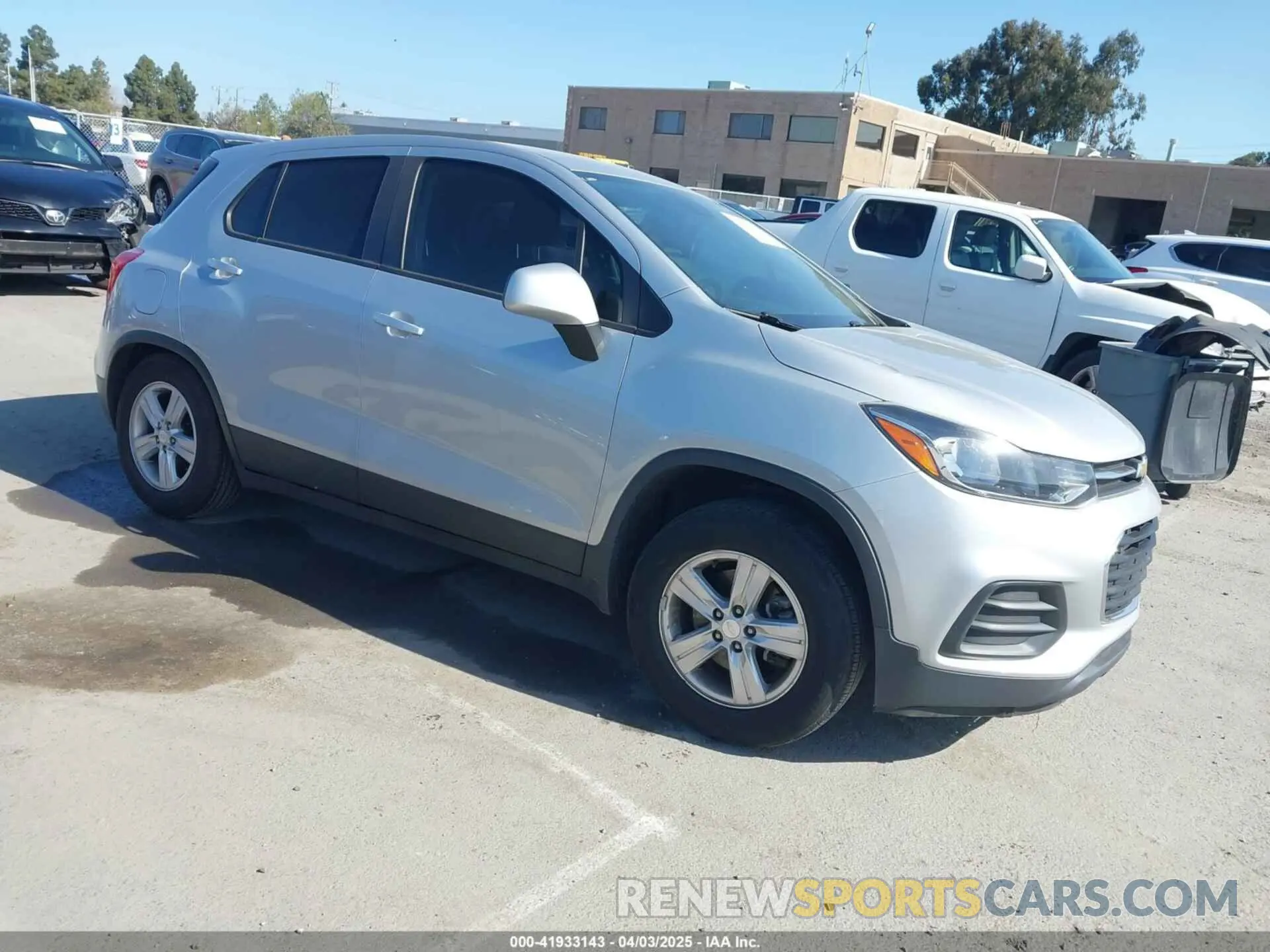 1 fotografías del automóvil dañado 3GNCJKSB3KL261348 CHEVROLET TRAX 2019