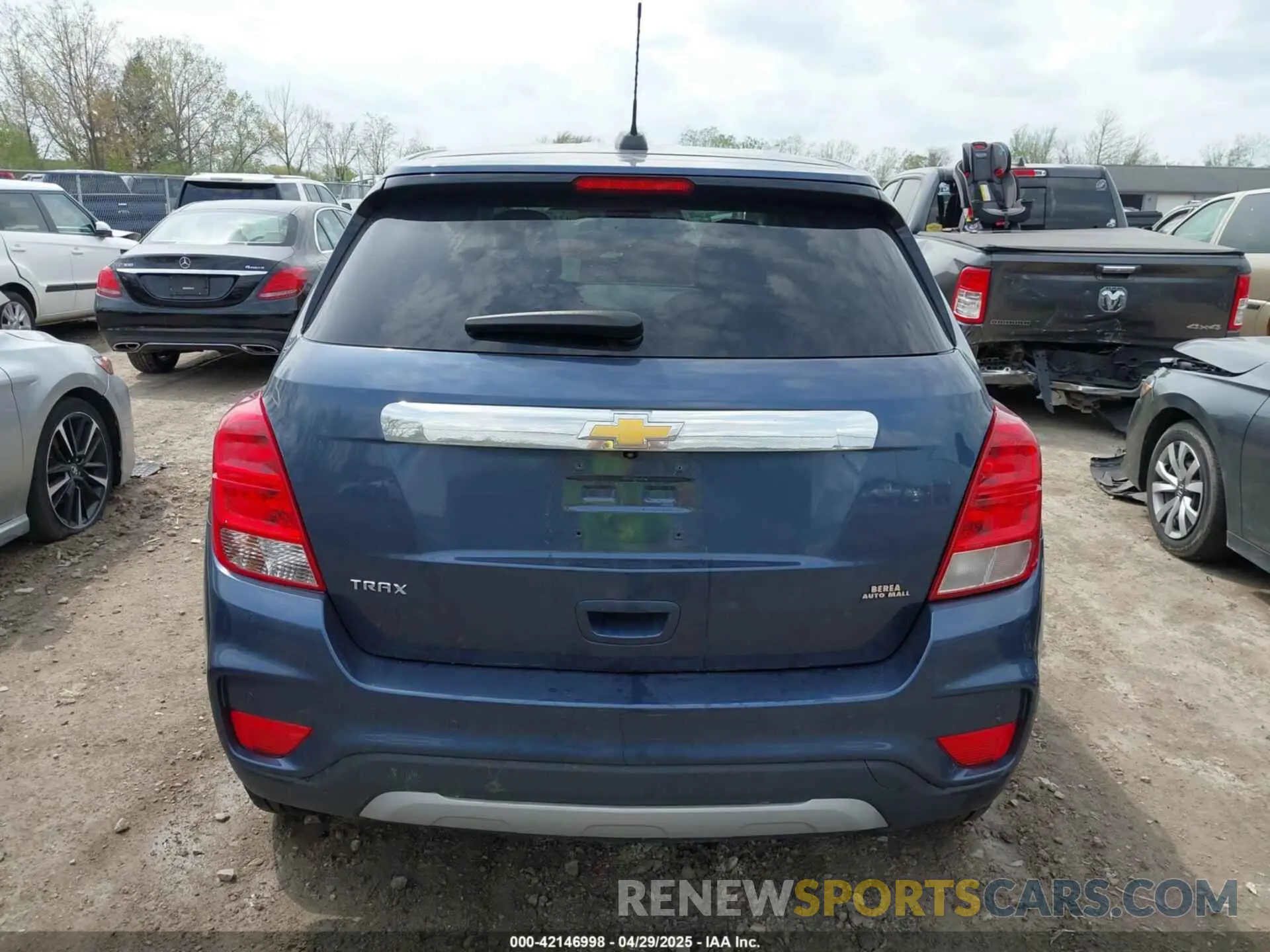 16 fotografías del automóvil dañado 3GNCJKSB4KL260306 CHEVROLET TRAX 2019