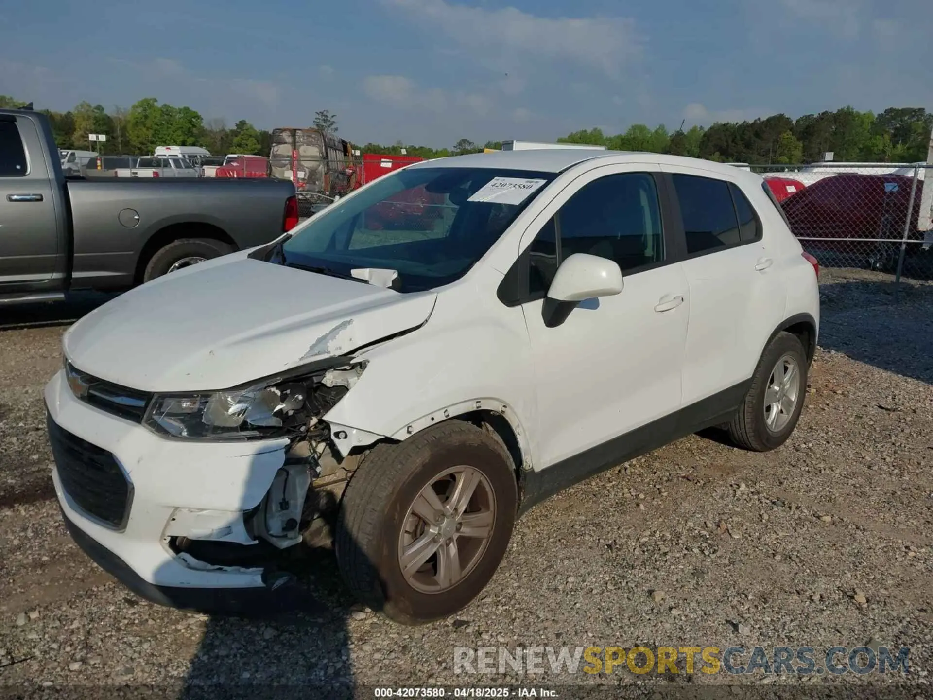 2 fotografías del automóvil dañado 3GNCJKSB4KL398122 CHEVROLET TRAX 2019