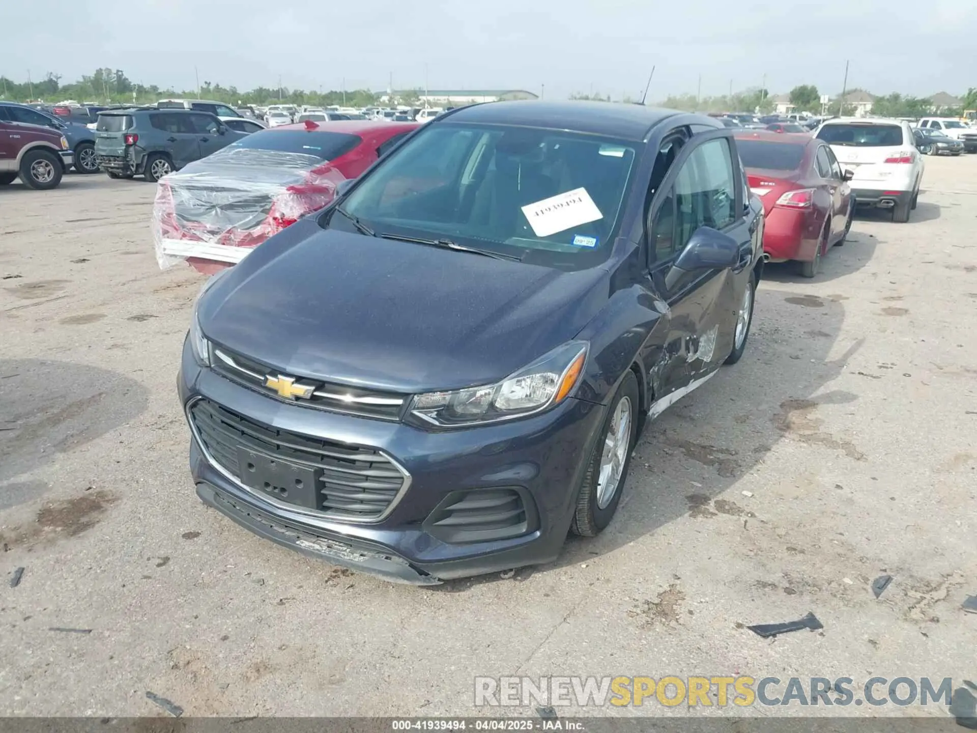 2 fotografías del automóvil dañado 3GNCJKSB5KL233714 CHEVROLET TRAX 2019