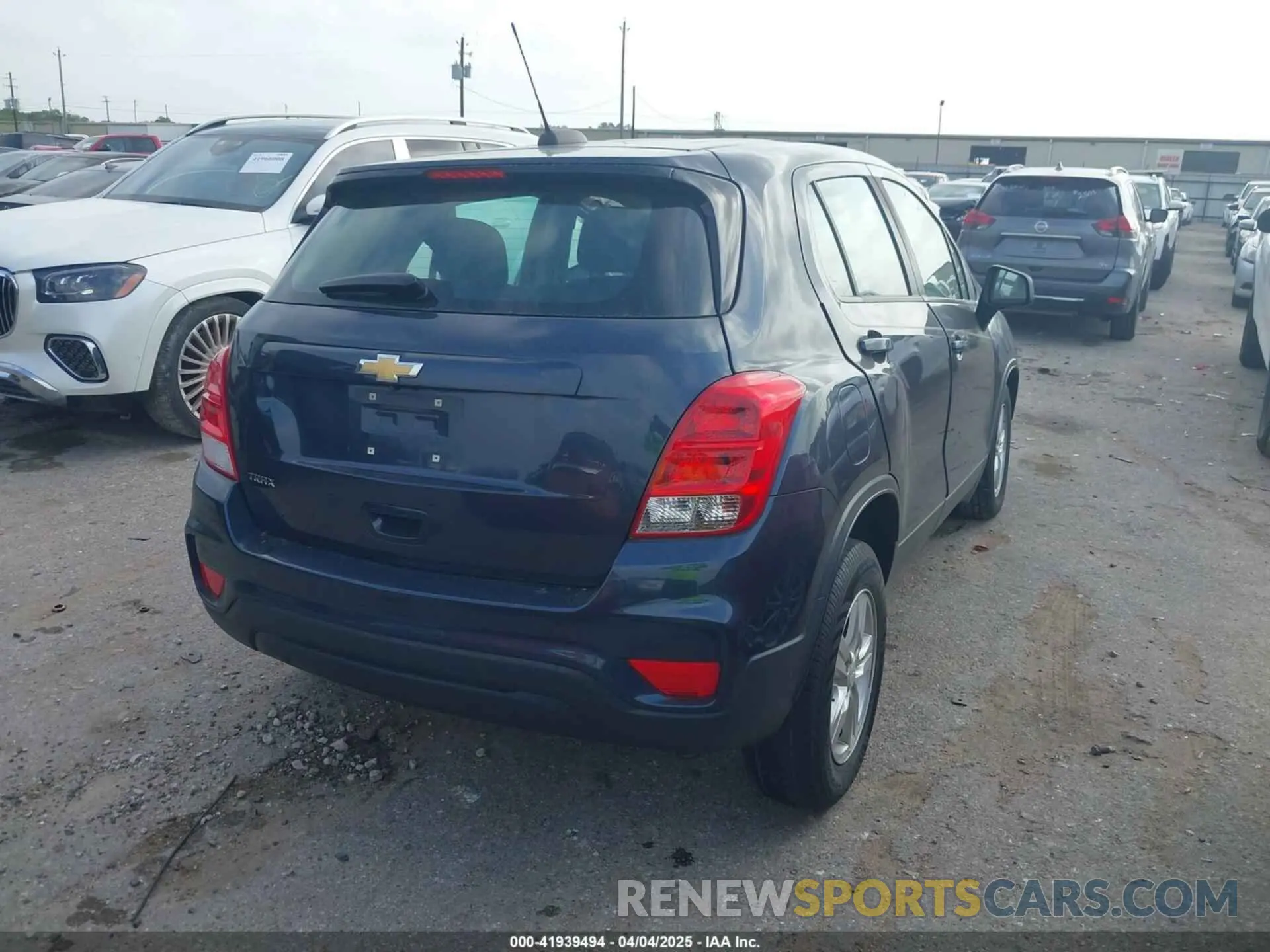4 fotografías del automóvil dañado 3GNCJKSB5KL233714 CHEVROLET TRAX 2019