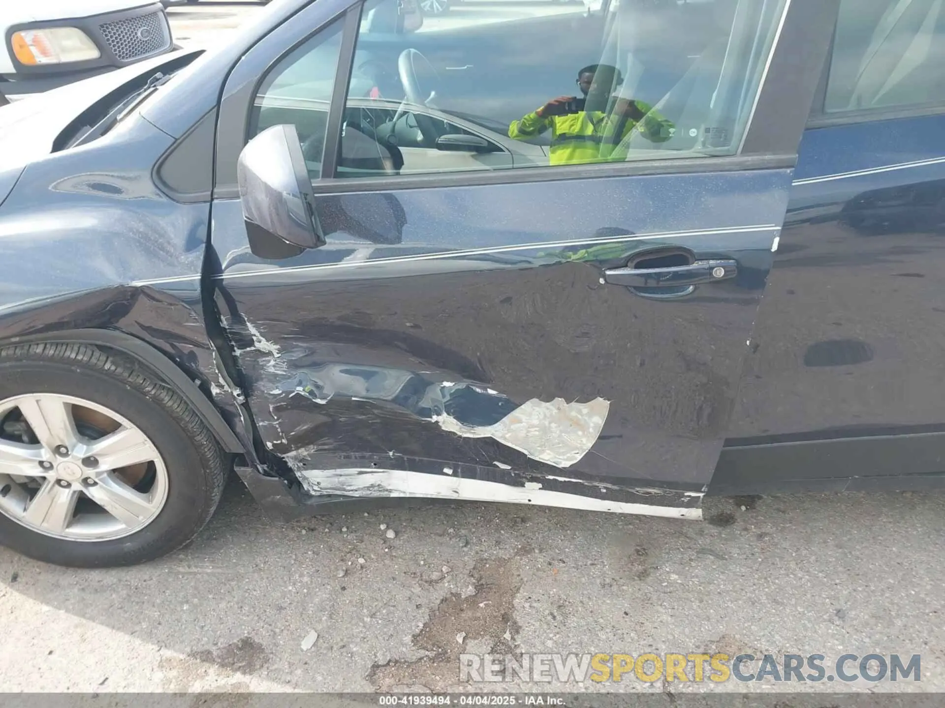 6 fotografías del automóvil dañado 3GNCJKSB5KL233714 CHEVROLET TRAX 2019