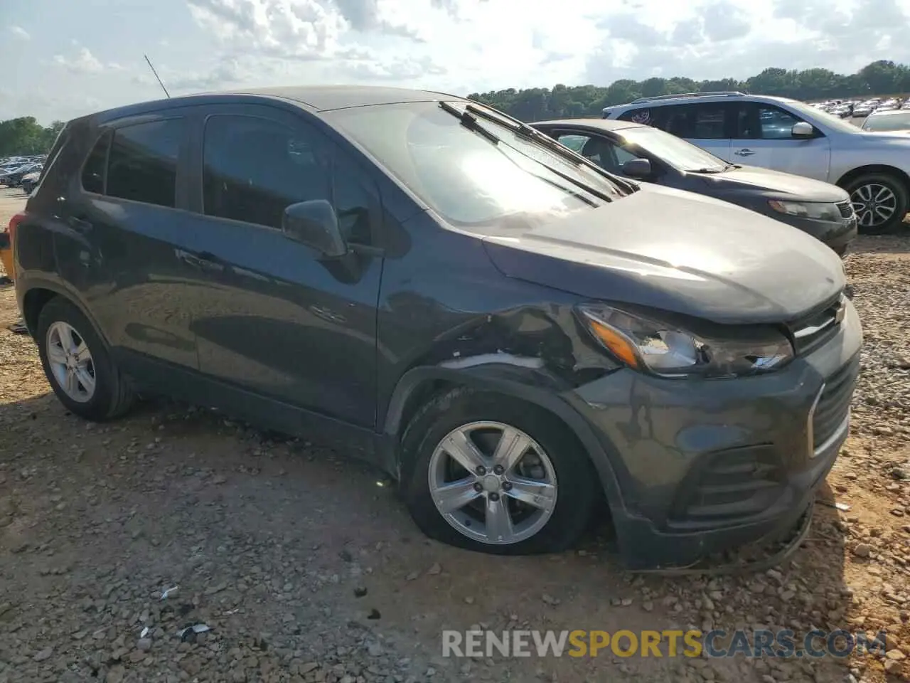 4 fotografías del automóvil dañado 3GNCJKSB5KL237469 CHEVROLET TRAX 2019