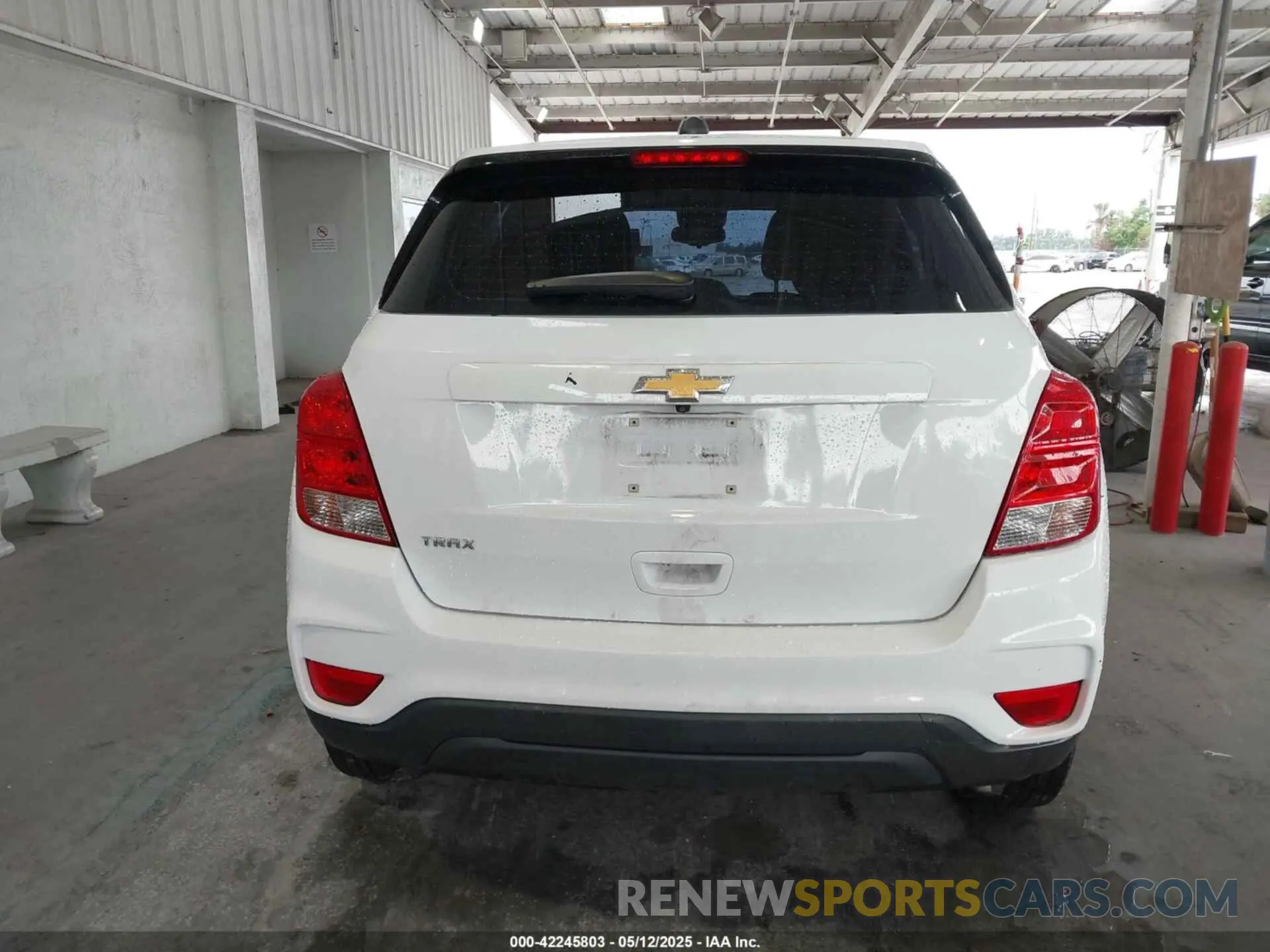 16 fotografías del automóvil dañado 3GNCJKSB6KL124131 CHEVROLET TRAX 2019