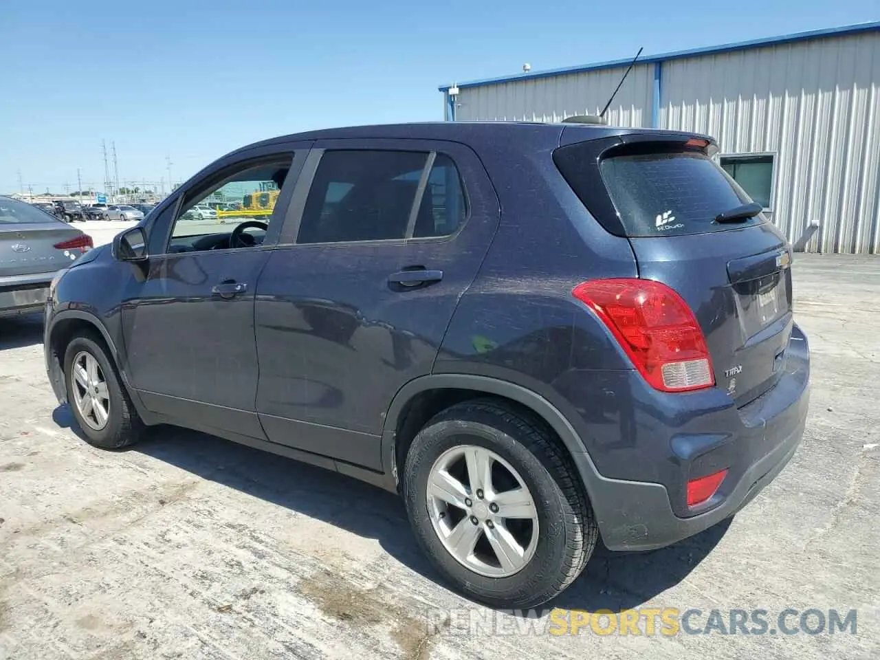 2 fotografías del automóvil dañado 3GNCJKSB6KL215819 CHEVROLET TRAX 2019