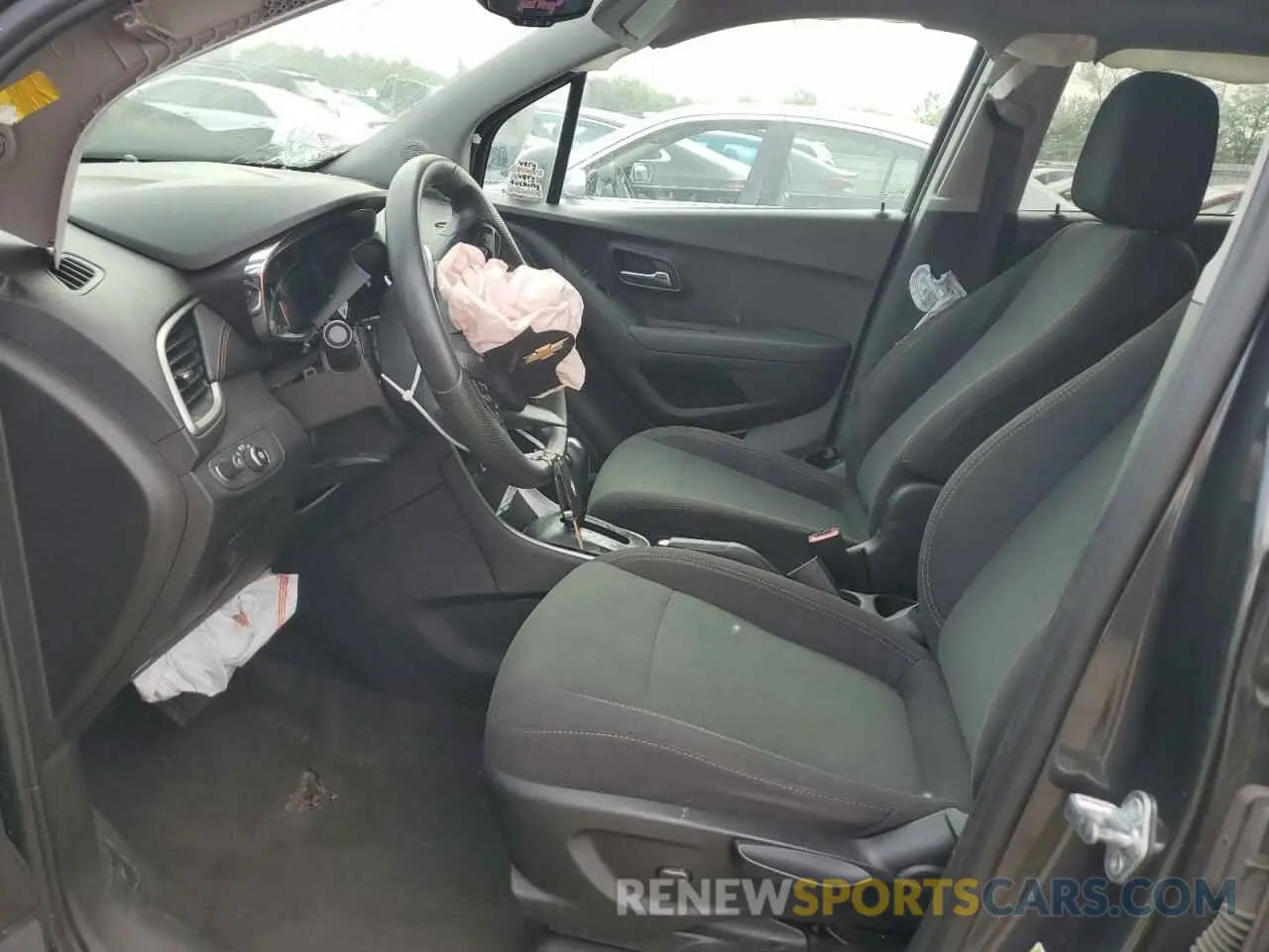 7 fotografías del automóvil dañado 3GNCJKSB6KL383587 CHEVROLET TRAX 2019