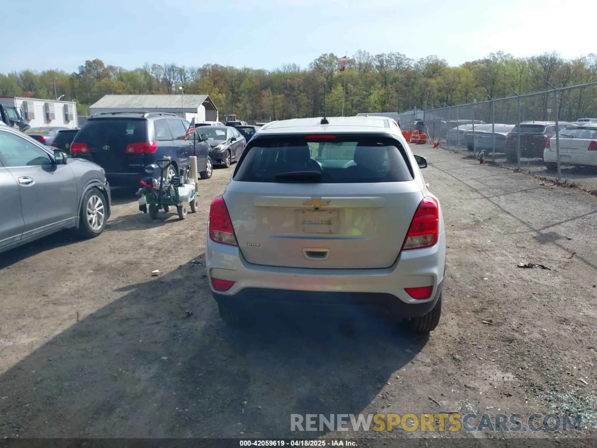 16 fotografías del automóvil dañado 3GNCJKSB8KL356021 CHEVROLET TRAX 2019