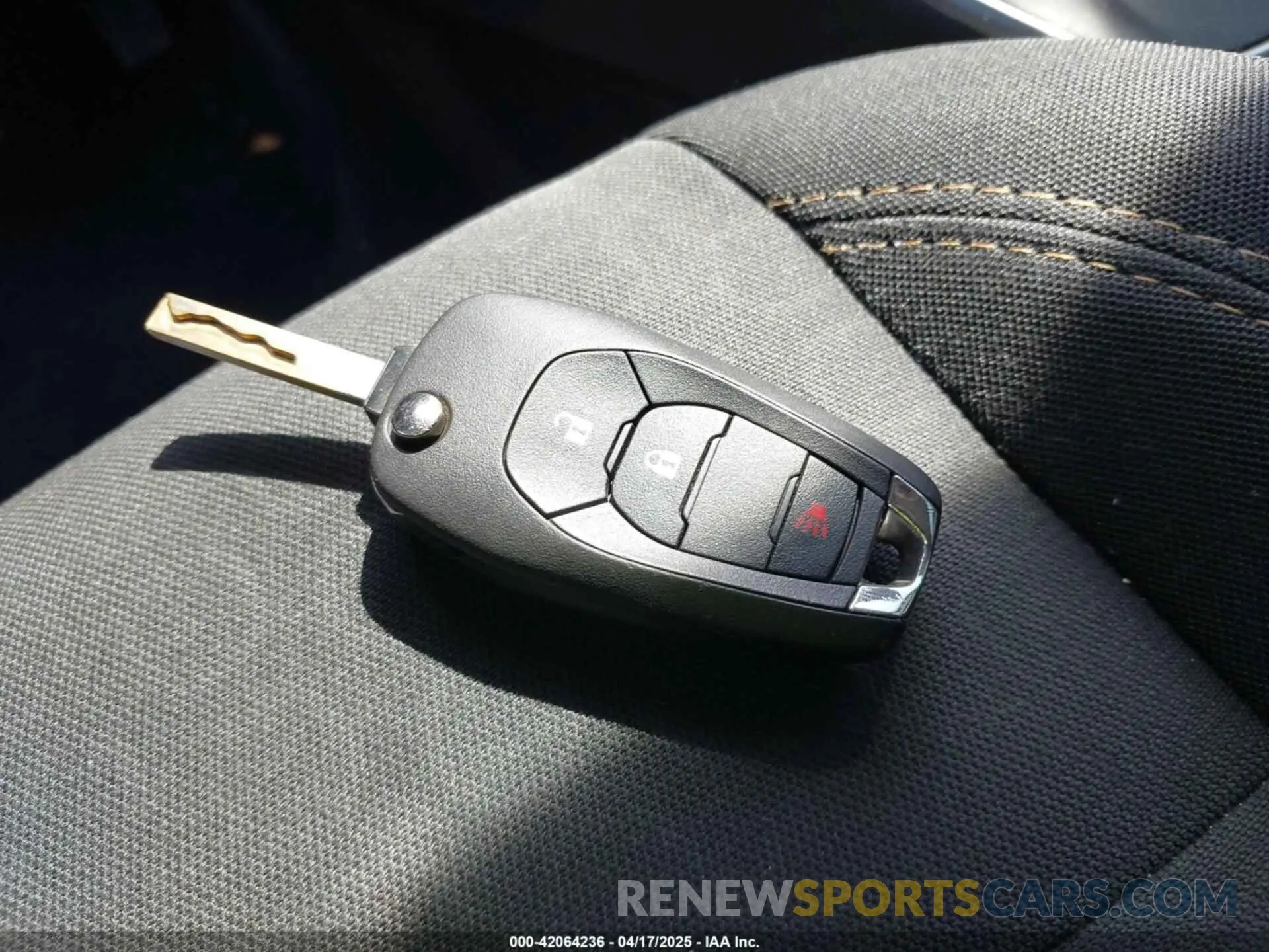 11 fotografías del automóvil dañado 3GNCJKSBXKL164776 CHEVROLET TRAX 2019