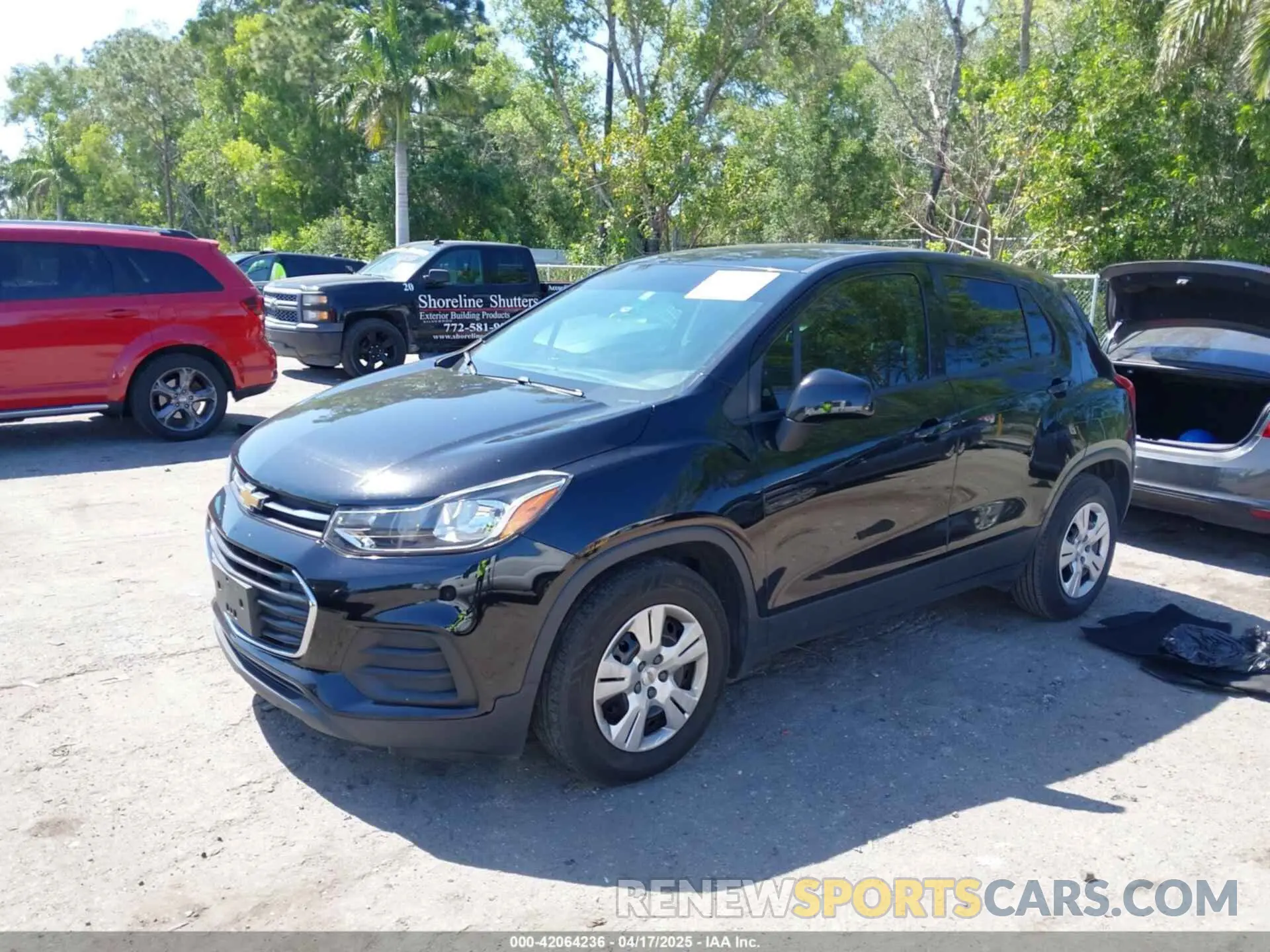 2 fotografías del automóvil dañado 3GNCJKSBXKL164776 CHEVROLET TRAX 2019