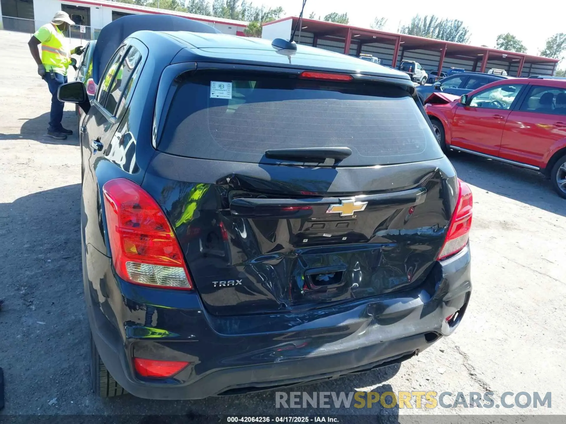 6 fotografías del automóvil dañado 3GNCJKSBXKL164776 CHEVROLET TRAX 2019