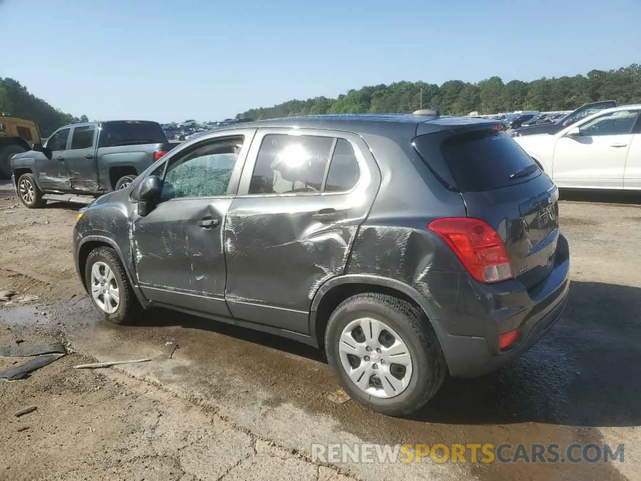 2 fotografías del automóvil dañado 3GNCJKSBXKL174630 CHEVROLET TRAX 2019