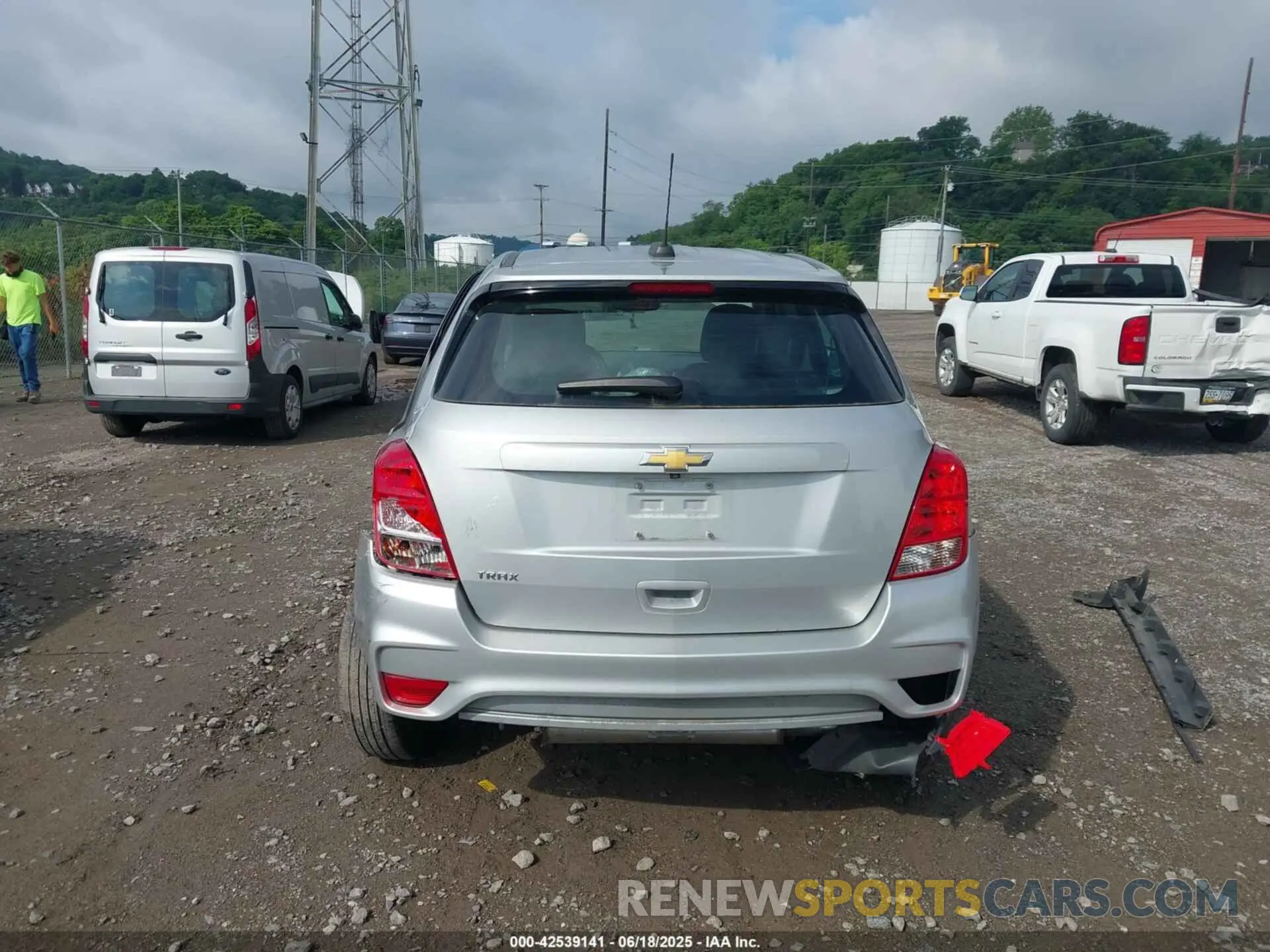 16 fotografías del automóvil dañado 3GNCJKSBXKL367103 CHEVROLET TRAX 2019